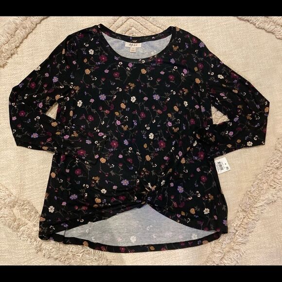 Style & Co Top - Picture 3 of 7